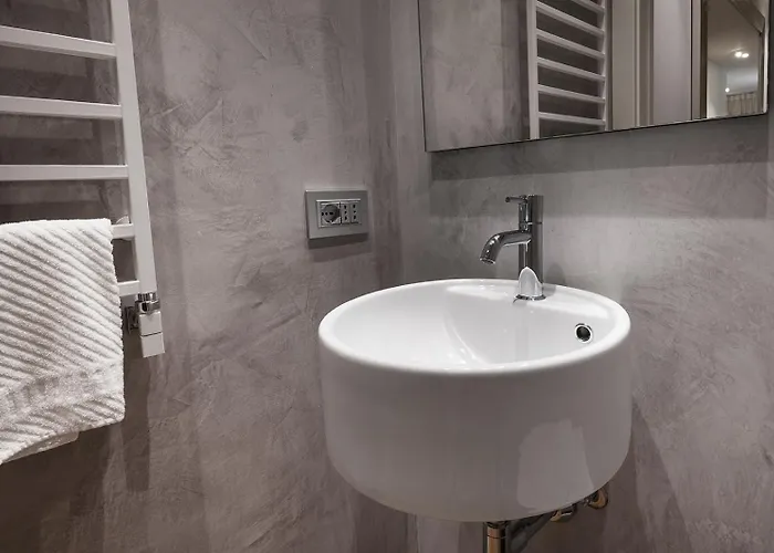 Fifty Eight Duomo Apartment Milan