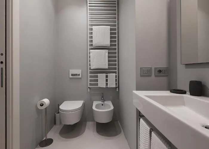 Fifty Eight Duomo Apartment Milan